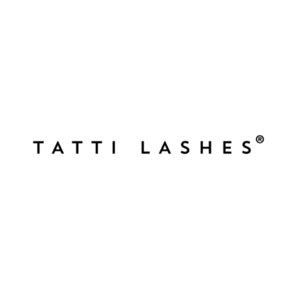 Tatti Lashes BW